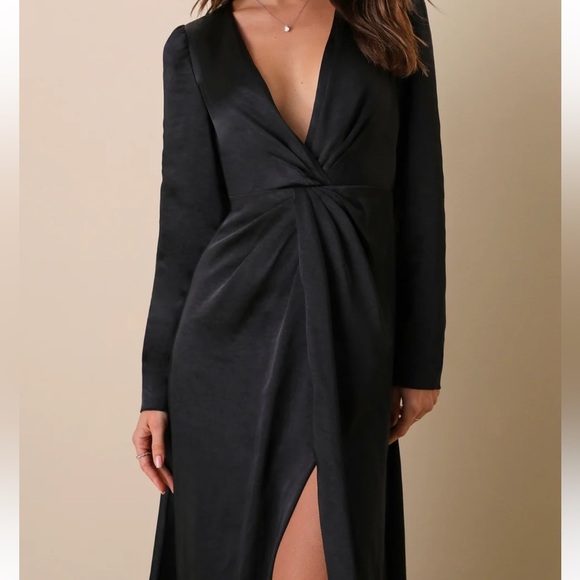 Endearing Elegance Black Satin Long Sleeve Maxi Dress
Lulus ‼️NWT‼️ - Picture 2 of 16